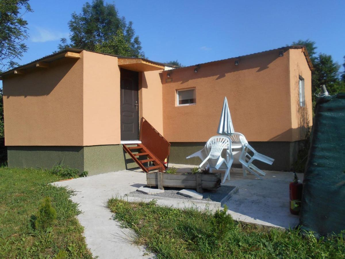 Ubytovanie V Sukromi Dolne Plachtince Extérieur photo
